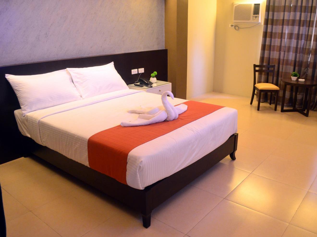 Grace Crown Hotel Angeles Bagian luar foto